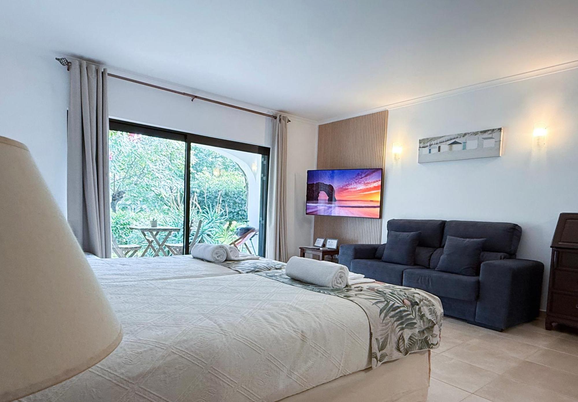 Coastal Retreat With Pool And Beach Access By Drago Rentals Albufeira Eksteriør bilde