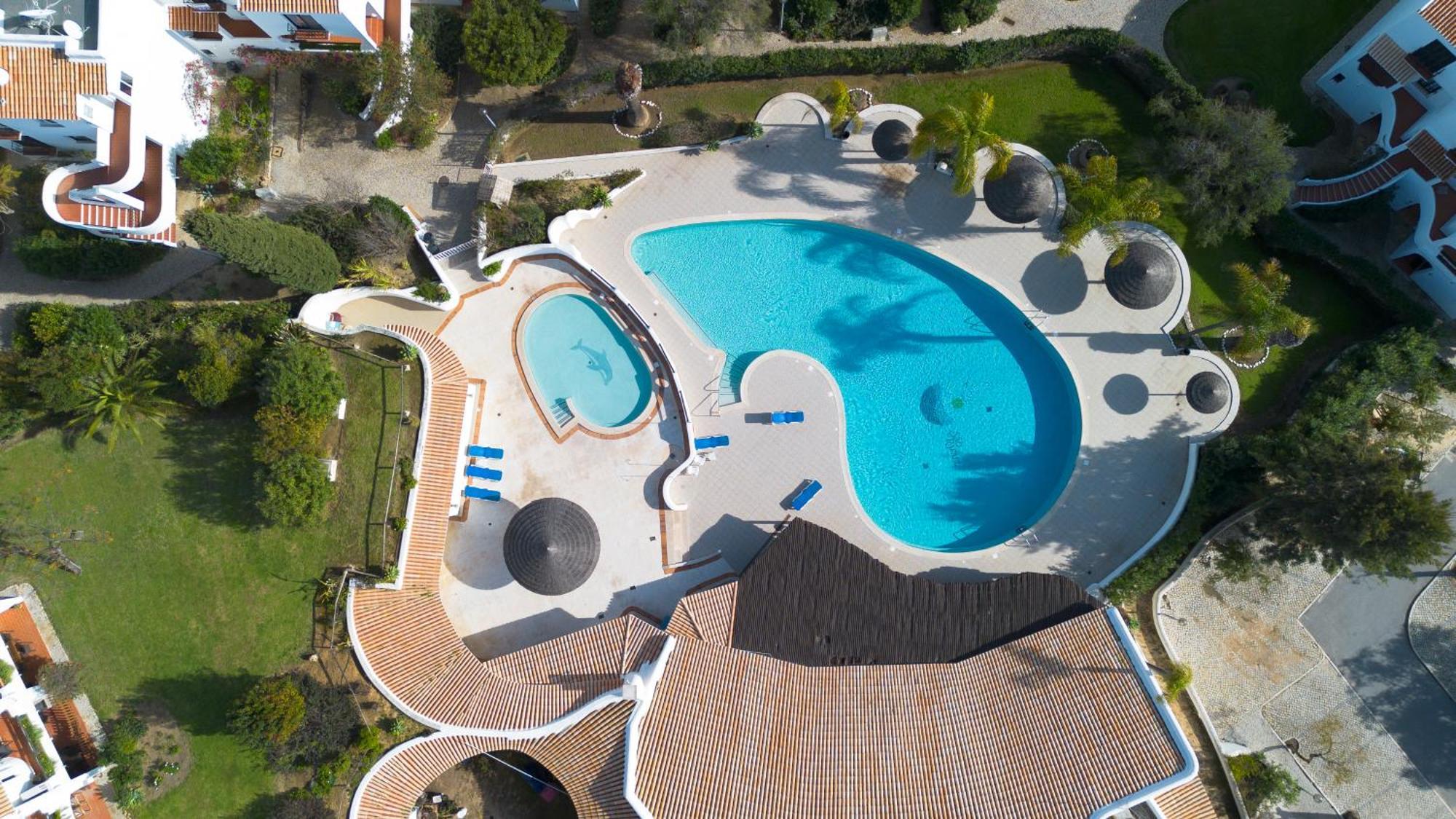 Coastal Retreat With Pool And Beach Access By Drago Rentals Albufeira Eksteriør bilde